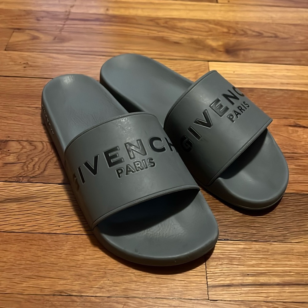 Givenchy Sandals Grey Authentic
